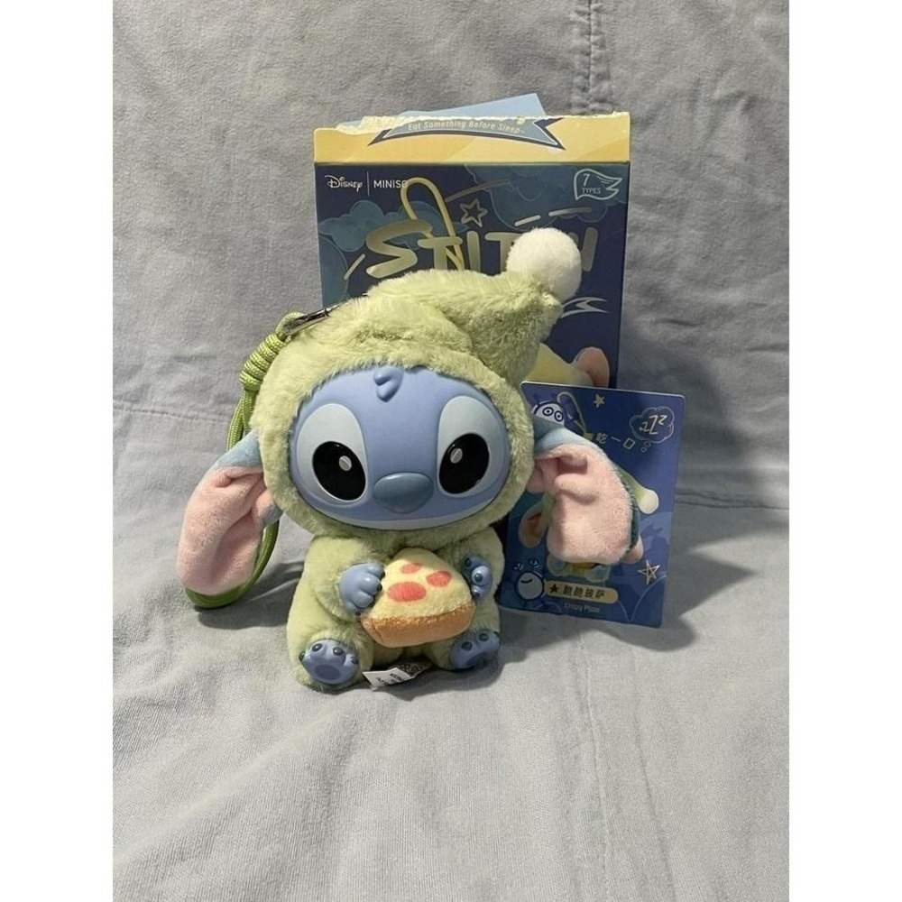 NEW (US) MINISO‎ x Disney Stitch Eat Something Before Sleep - Crispy Pizza